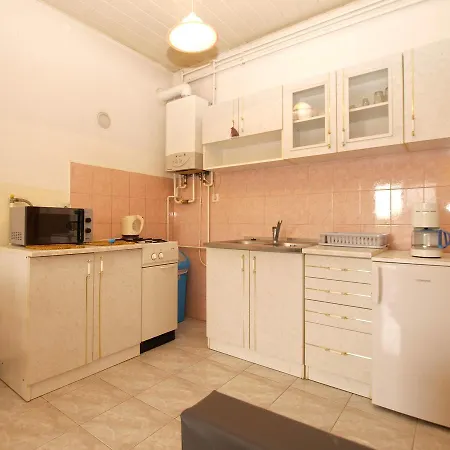 Maja 221 Apartament