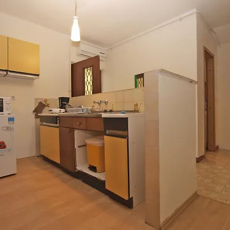 Maja 221 Apartmán