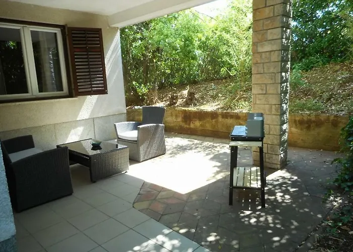 Apartment Maja 221 *